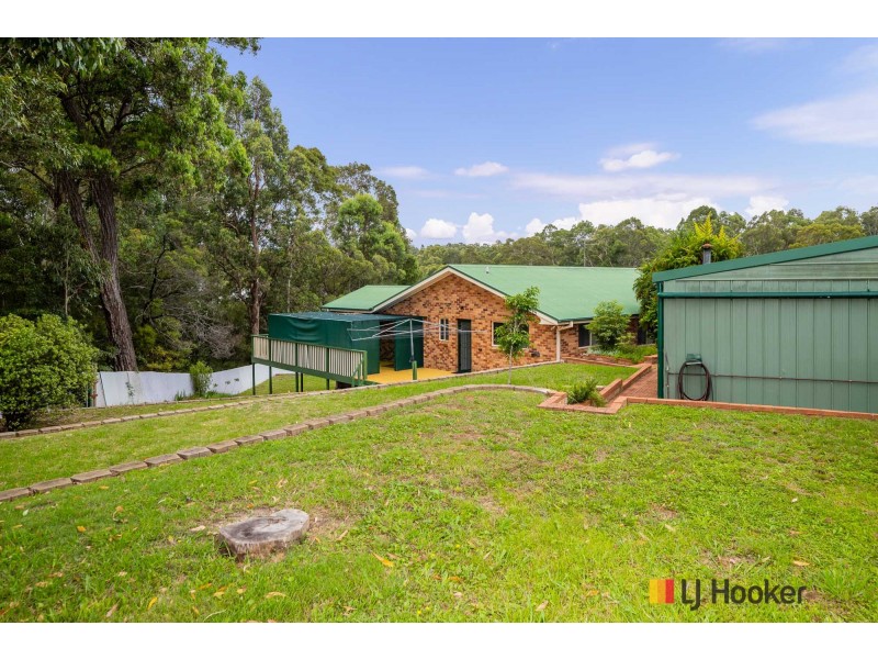 65 Karoola Crescent, Surfside NSW 2536