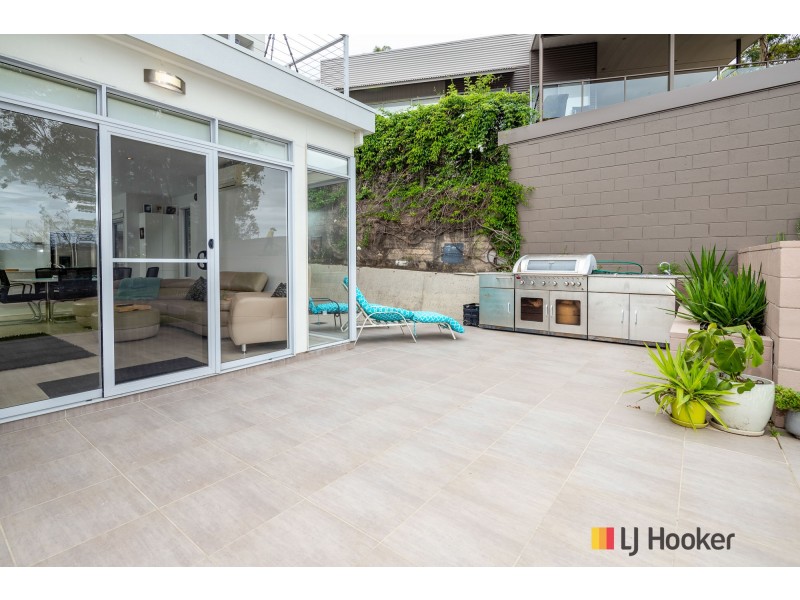 2/4 Wray Street, North Batemans Bay NSW 2536