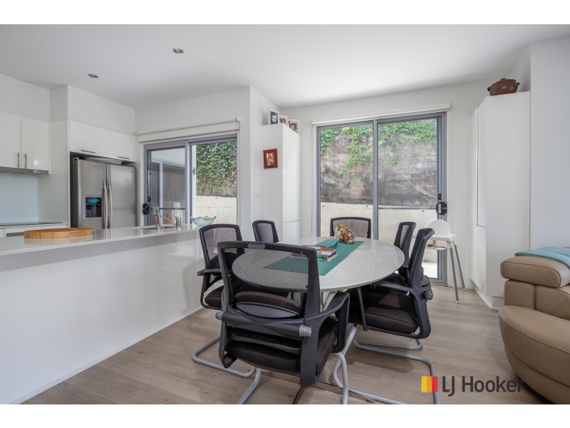 2/4 Wray Street, North Batemans Bay NSW 2536