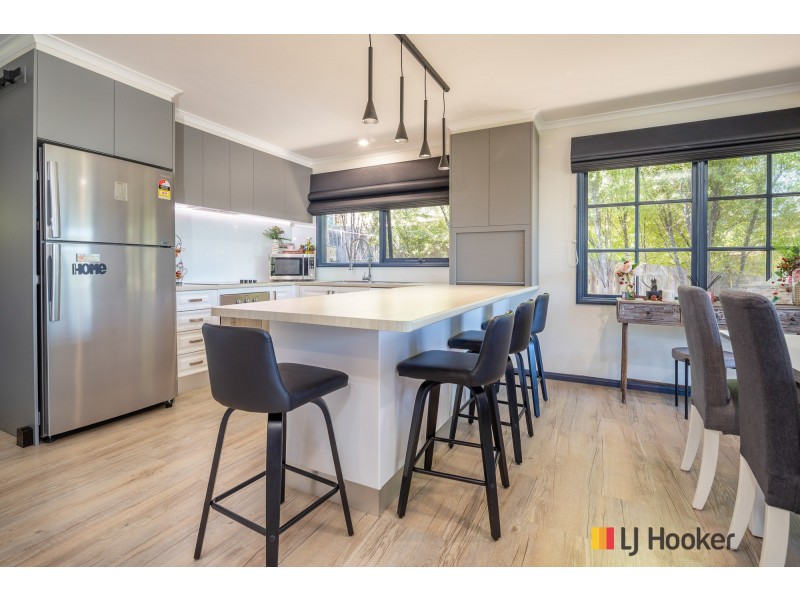 28 Johnson Place, Surf Beach NSW 2536