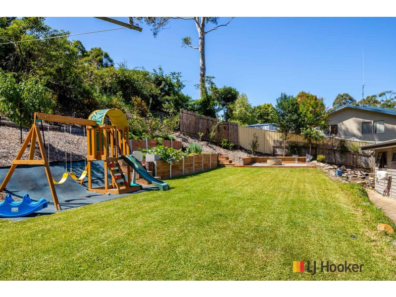 28 Johnson Place, Surf Beach NSW 2536