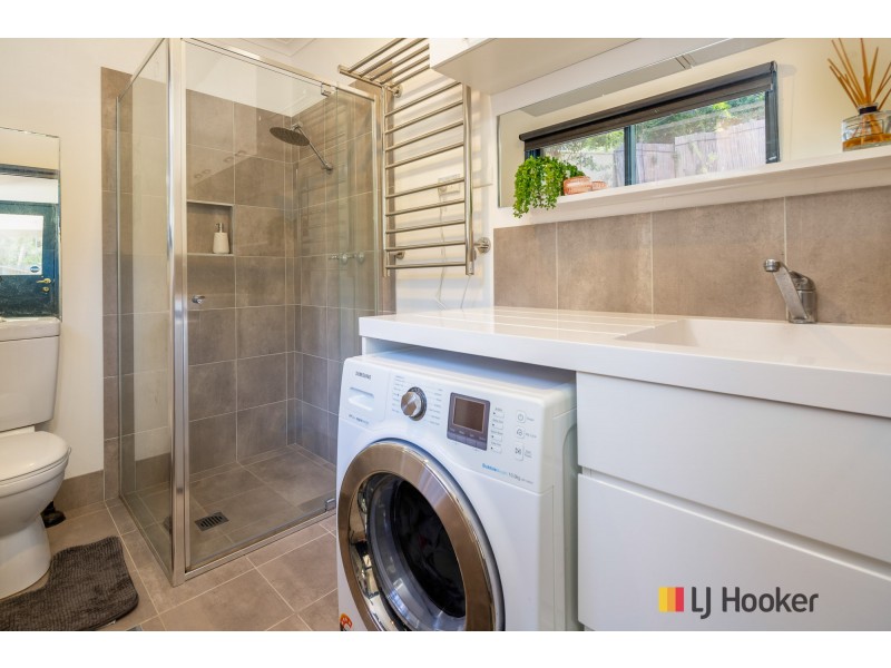 28 Johnson Place, Surf Beach NSW 2536