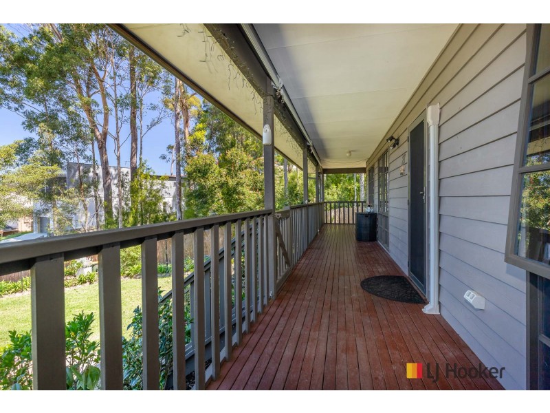 28 Johnson Place, Surf Beach NSW 2536