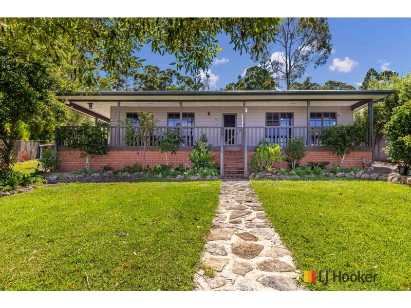 28 Johnson Place, Surf Beach NSW 2536