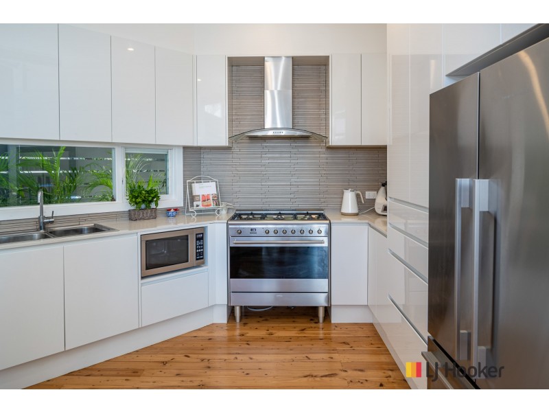 22 Baringa Crescent, Lilli Pilli NSW 2536