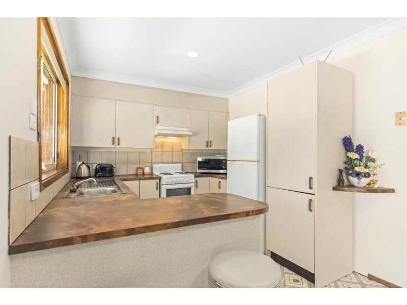 61 Ocean Avenue, Surf Beach NSW 2536