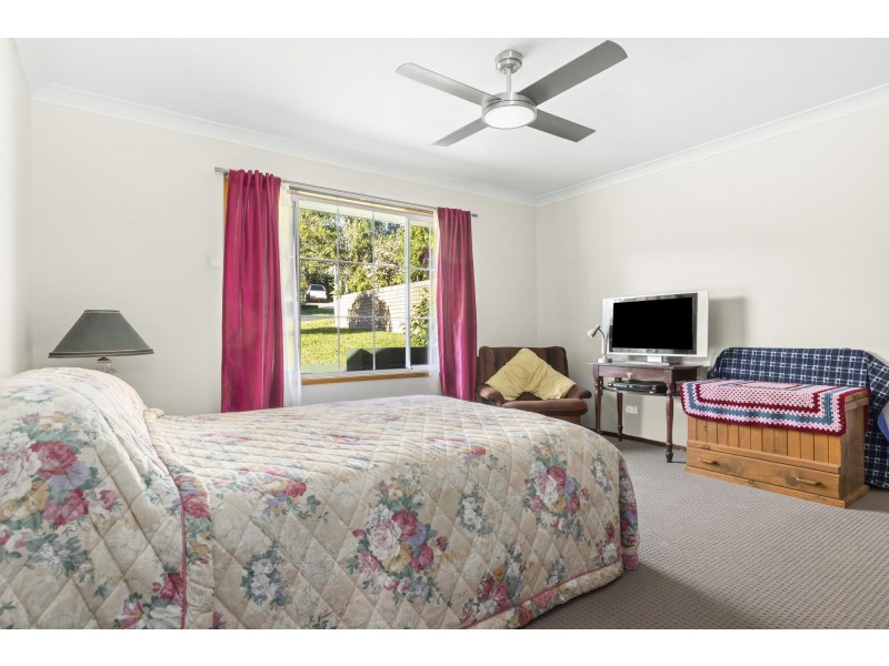 61 Ocean Avenue, Surf Beach NSW 2536