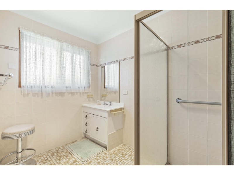 61 Ocean Avenue, Surf Beach NSW 2536