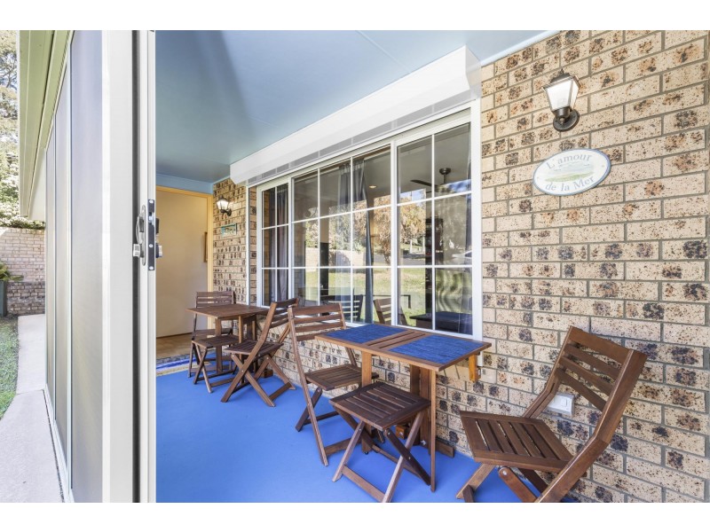 61 Ocean Avenue, Surf Beach NSW 2536