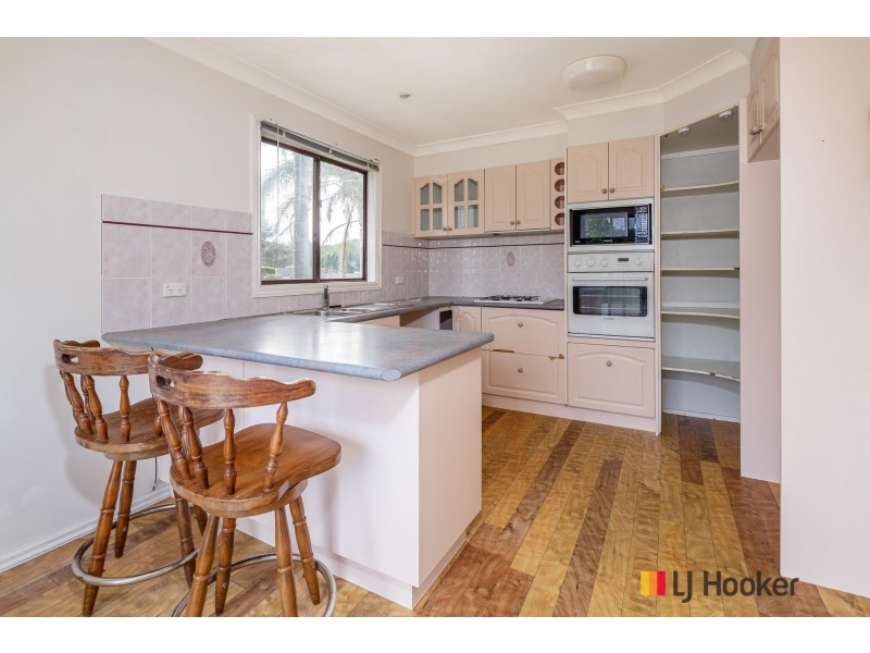 17 Tristania Parade, Maloneys Beach NSW 2536