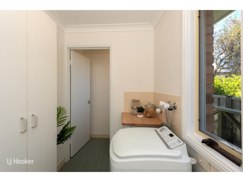 17a Calton Road, Batehaven NSW 2536