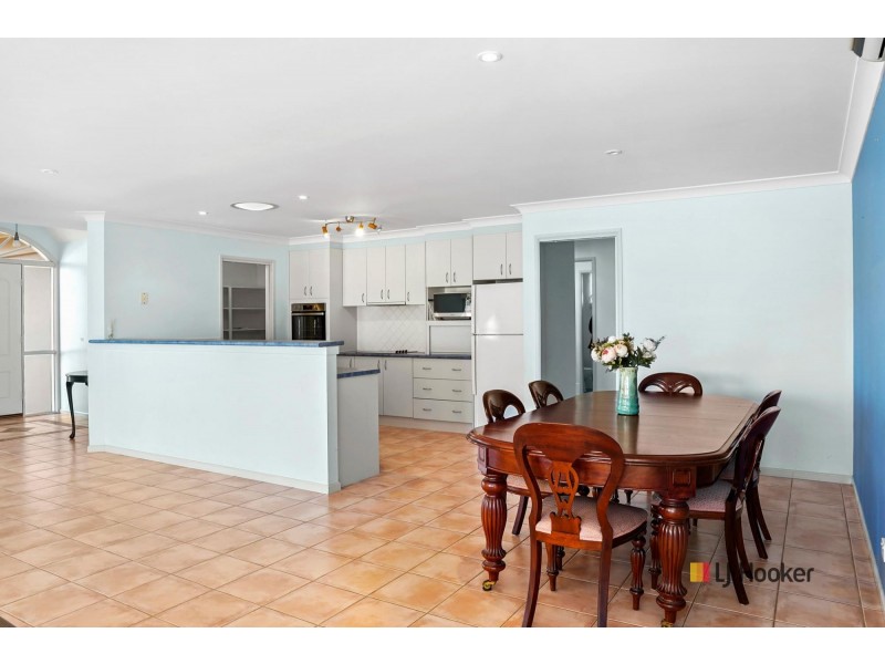 14 Lawson Place, Sunshine Bay NSW 2536