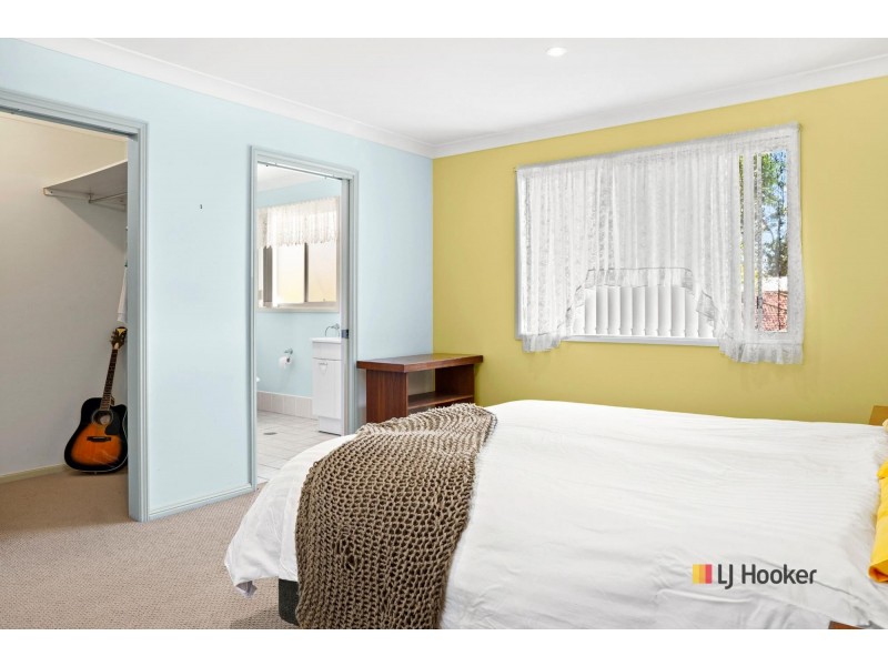 14 Lawson Place, Sunshine Bay NSW 2536