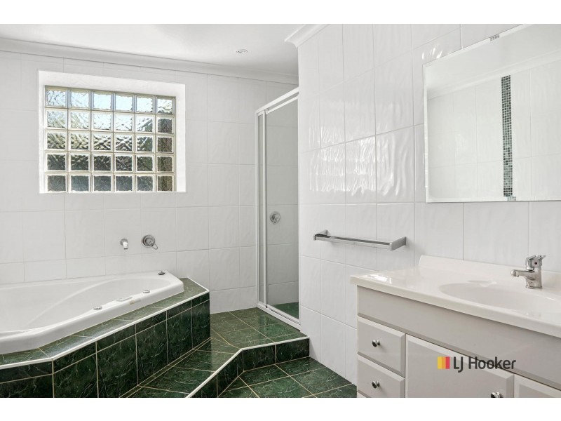 14 Lawson Place, Sunshine Bay NSW 2536