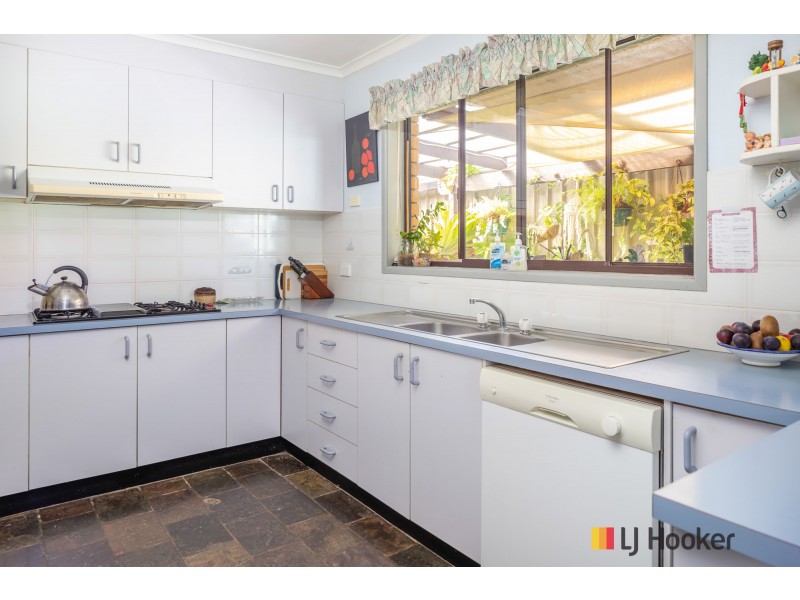9 Belbowrie Parade, Maloneys Beach NSW 2536
