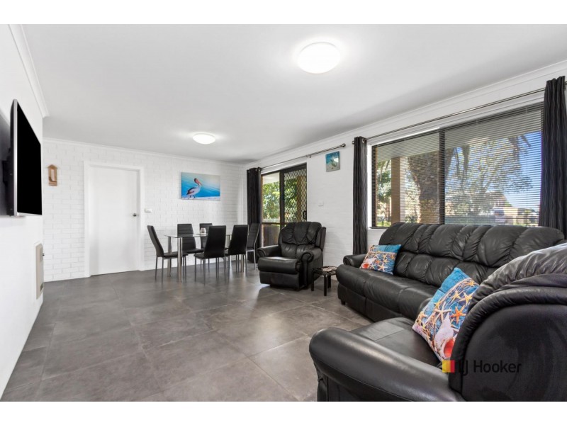 27 Wallaringa Street, Surfside NSW 2536