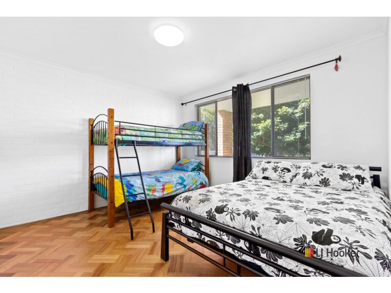 27 Wallaringa Street, Surfside NSW 2536