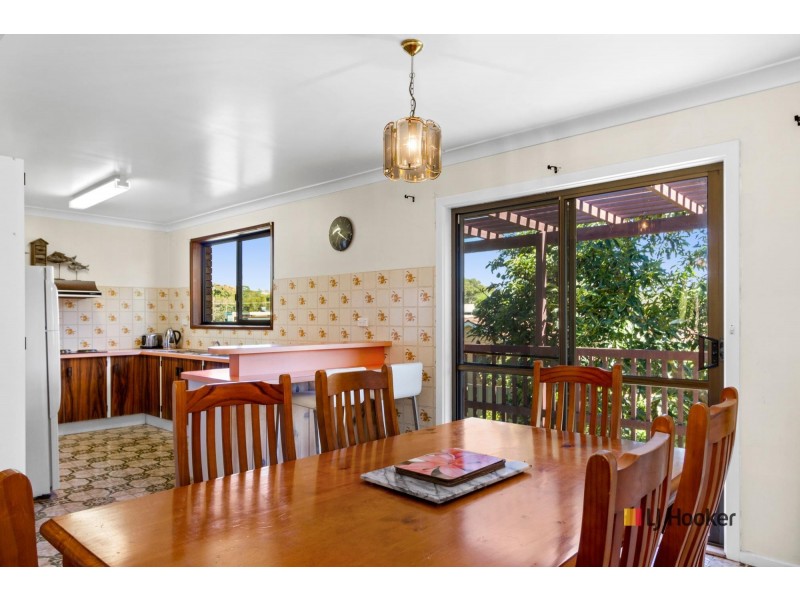 27 Wallaringa Street, Surfside NSW 2536