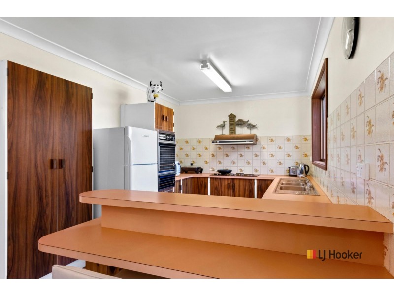 27 Wallaringa Street, Surfside NSW 2536