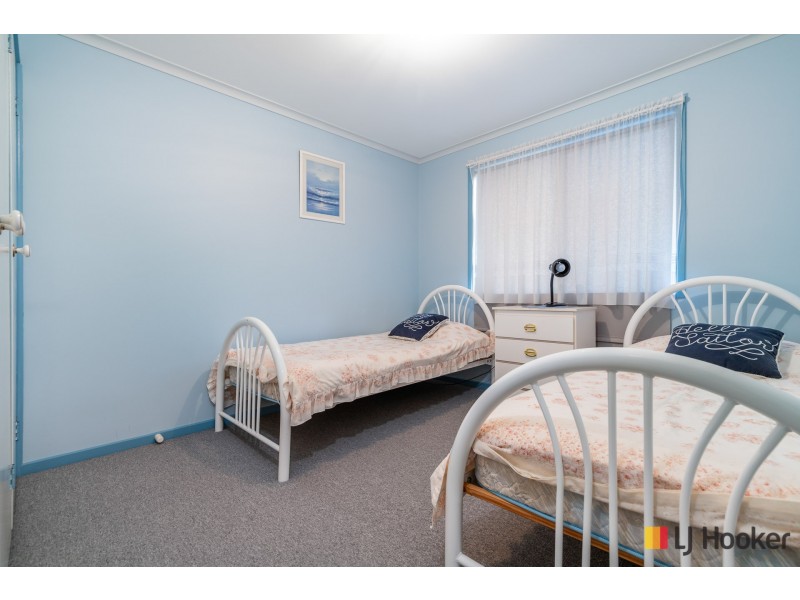 23 Pleasurelea Drive, Sunshine Bay NSW 2536