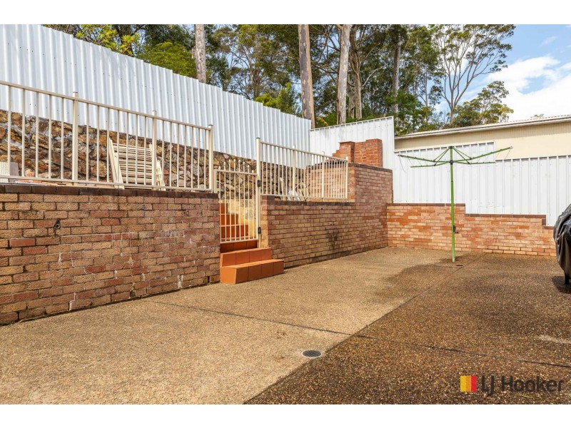 23 Pleasurelea Drive, Sunshine Bay NSW 2536