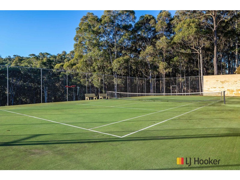 6 Barlings Drive, Tomakin NSW 2537