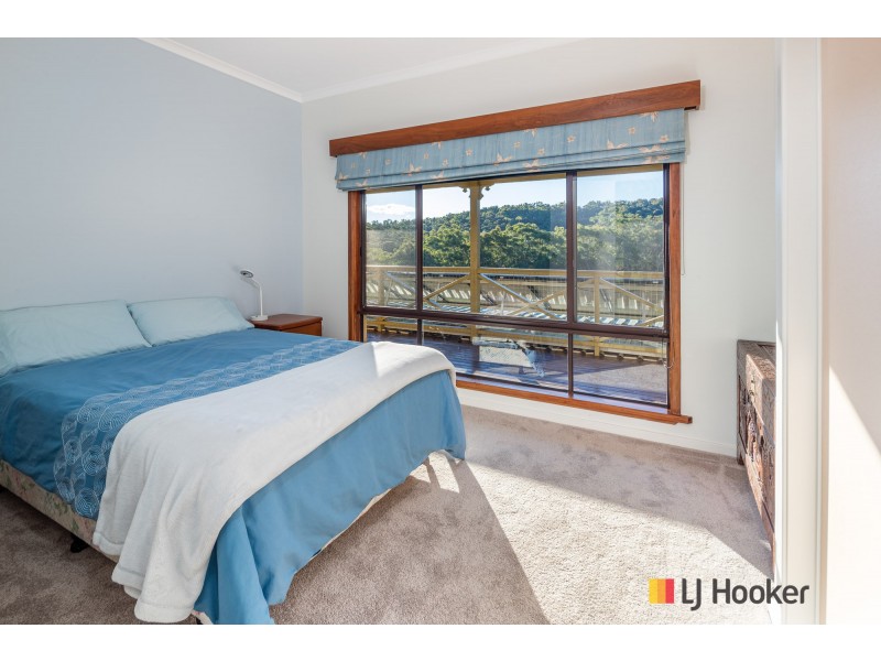 6 Barlings Drive, Tomakin NSW 2537