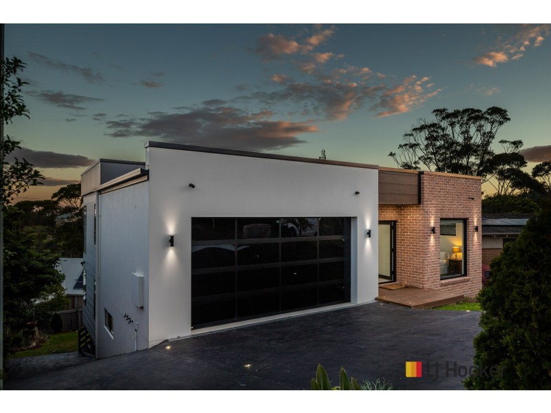 33 Mulgowrie Street, Malua Bay NSW 2536