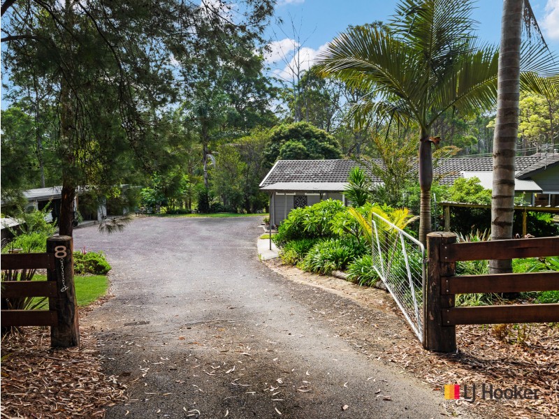 8 Tall Trees Place, Long Beach NSW 2536