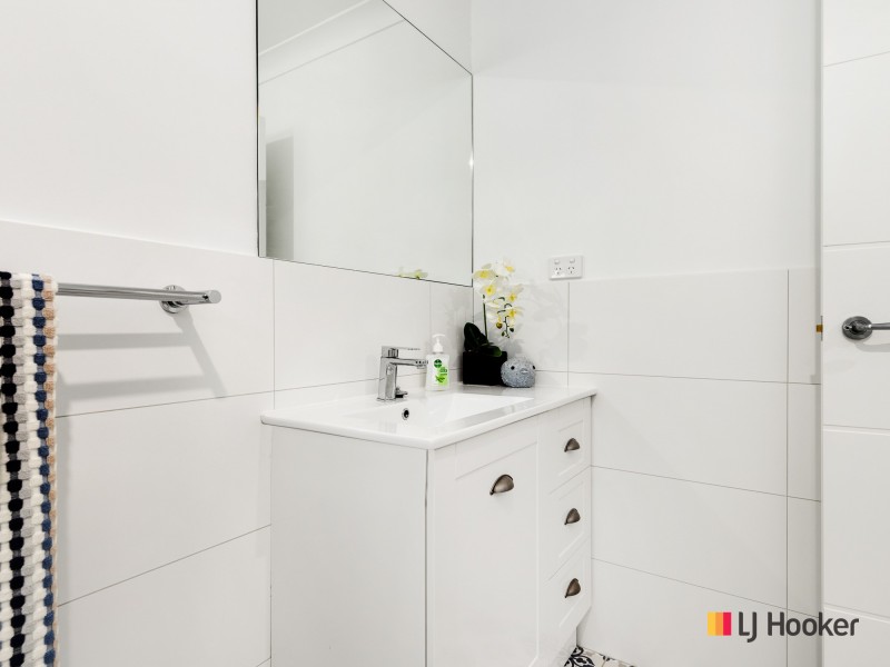 8 Tall Trees Place, Long Beach NSW 2536