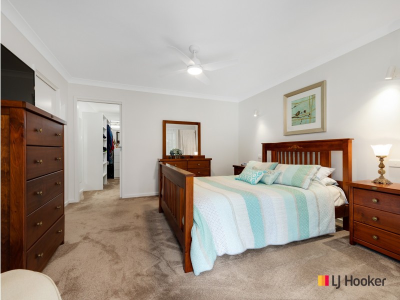8 Tall Trees Place, Long Beach NSW 2536