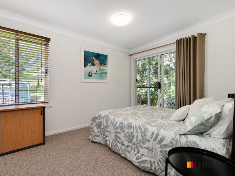 8 Tall Trees Place, Long Beach NSW 2536