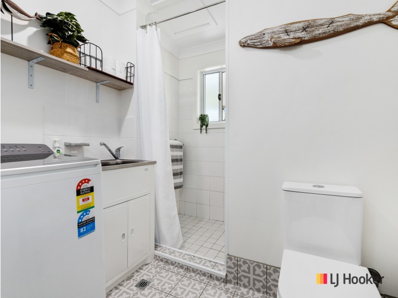 8 Tall Trees Place, Long Beach NSW 2536