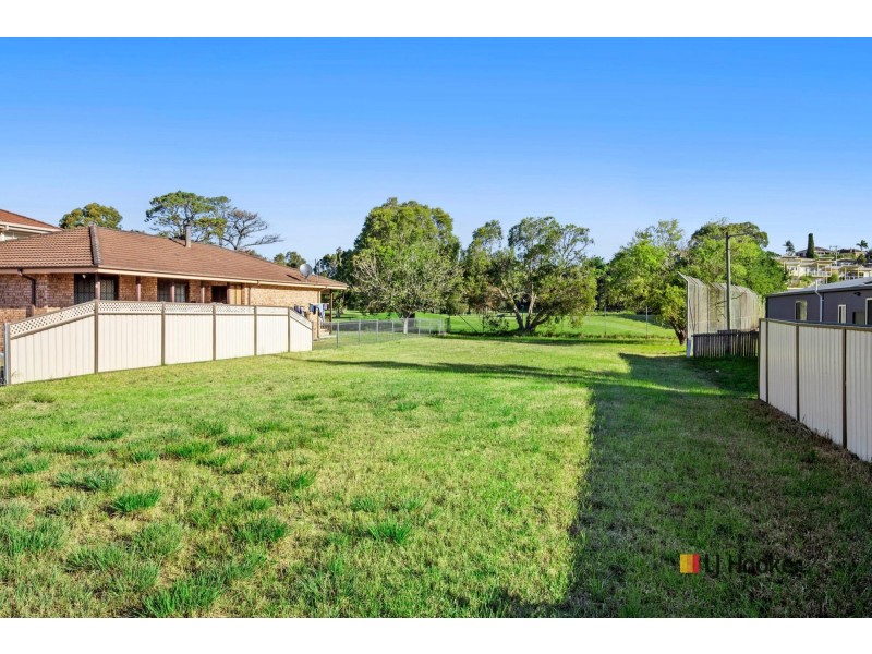 2 Golf Links Drive, Batemans Bay NSW 2536