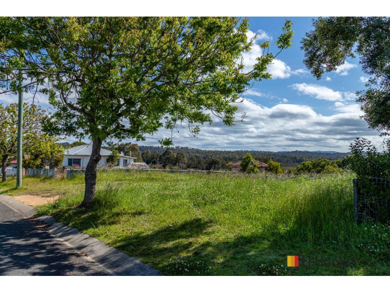 16 Bent Street, Batemans Bay NSW 2536