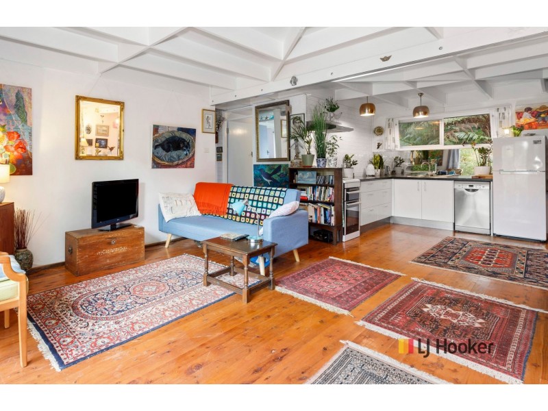 11 Berry Place, Surf Beach NSW 2536