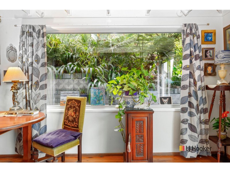 11 Berry Place, Surf Beach NSW 2536