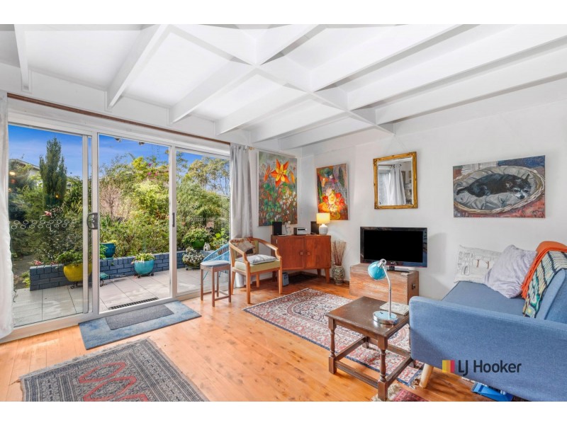 11 Berry Place, Surf Beach NSW 2536