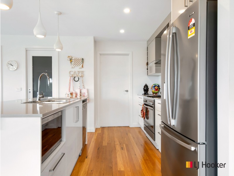 16 Bayridge Drive, North Batemans Bay NSW 2536