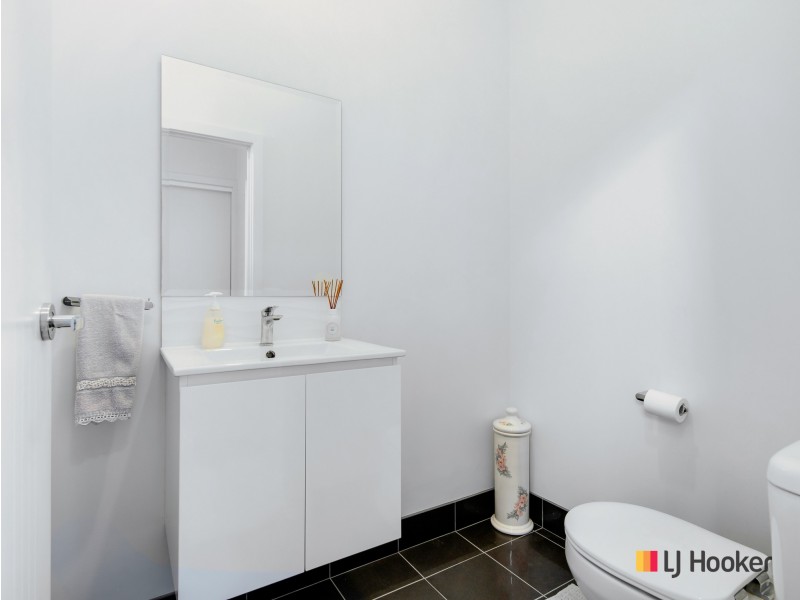 16 Bayridge Drive, North Batemans Bay NSW 2536