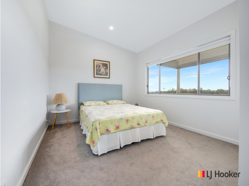 16 Bayridge Drive, North Batemans Bay NSW 2536