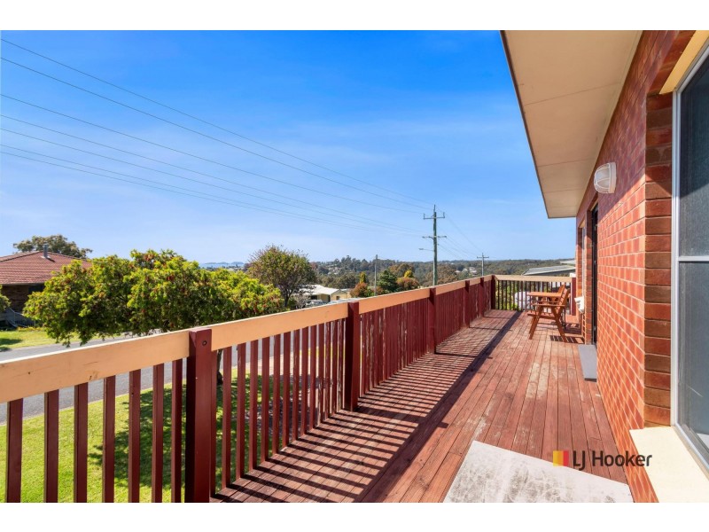 18 Calga Crescent, Catalina NSW 2536
