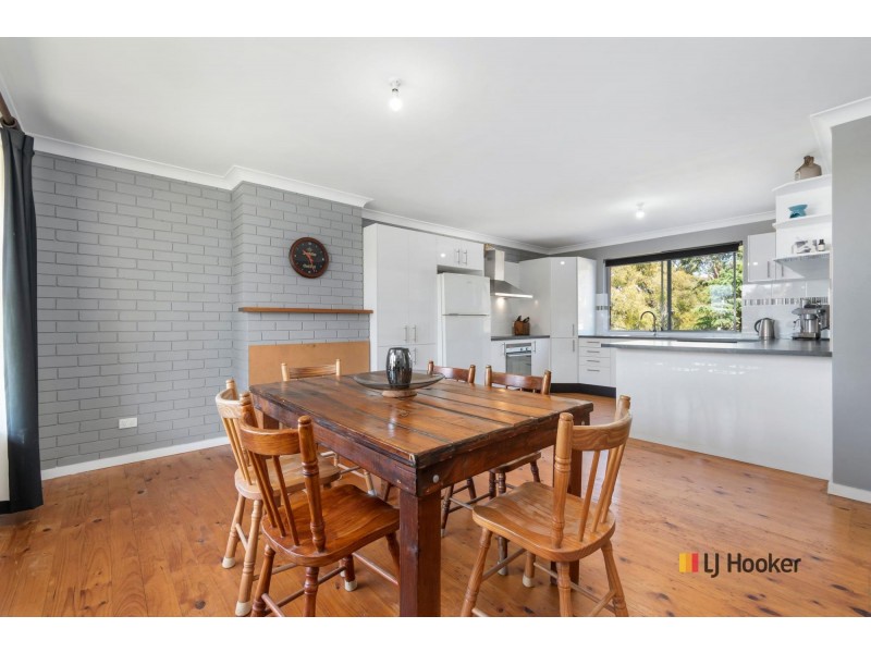 18 Calga Crescent, Catalina NSW 2536