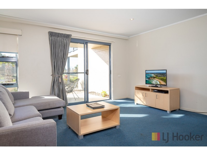 103/202-208 Beach Road, Batehaven NSW 2536