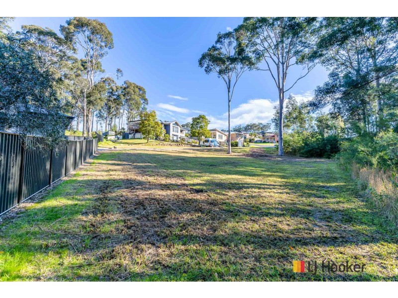6 Honeyeater Place, Malua Bay NSW 2536