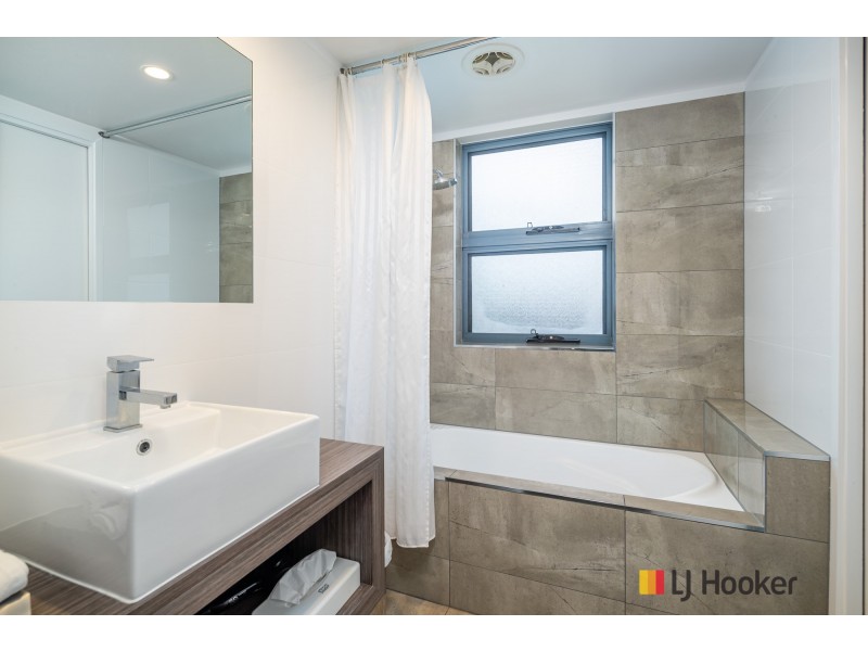 Unit 207/202-208 Beach Road, Batehaven NSW 2536