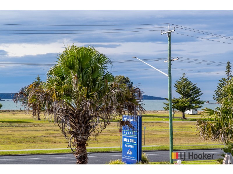 Unit 207/202-208 Beach Road, Batehaven NSW 2536