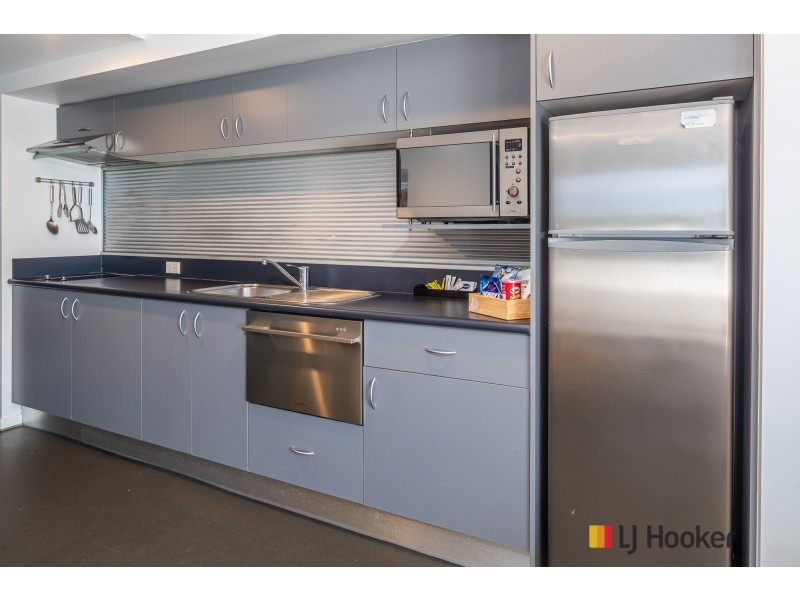 Unit 207/202-208 Beach Road, Batehaven NSW 2536