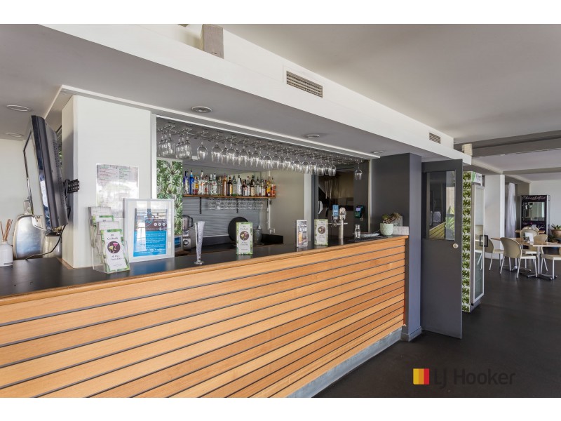 Unit 207/202-208 Beach Road, Batehaven NSW 2536