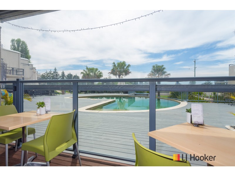 Unit 207/202-208 Beach Road, Batehaven NSW 2536
